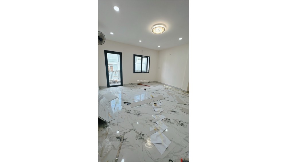 MẶT TIỀN ĐƯỜNG SỐ GẦN TÂN VĨNH QUẬN 4 - XE HƠI TỚI NHÀ - 5 TẦNG,  62M2 NHỈNH 12T .